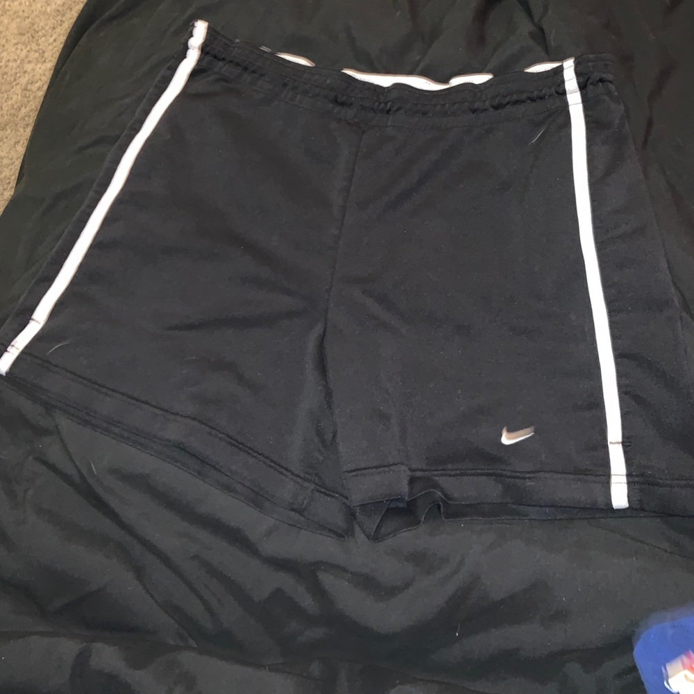 women’s nike drawstring shorts